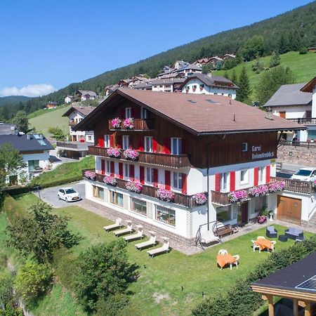 Dolomitenblick 오르띠세이 외부 사진